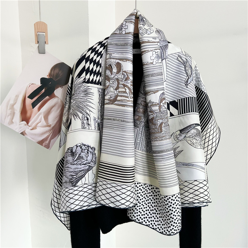 Accessories Brand For Women - Syal Sutra Besar Bermerek Desainer dengan