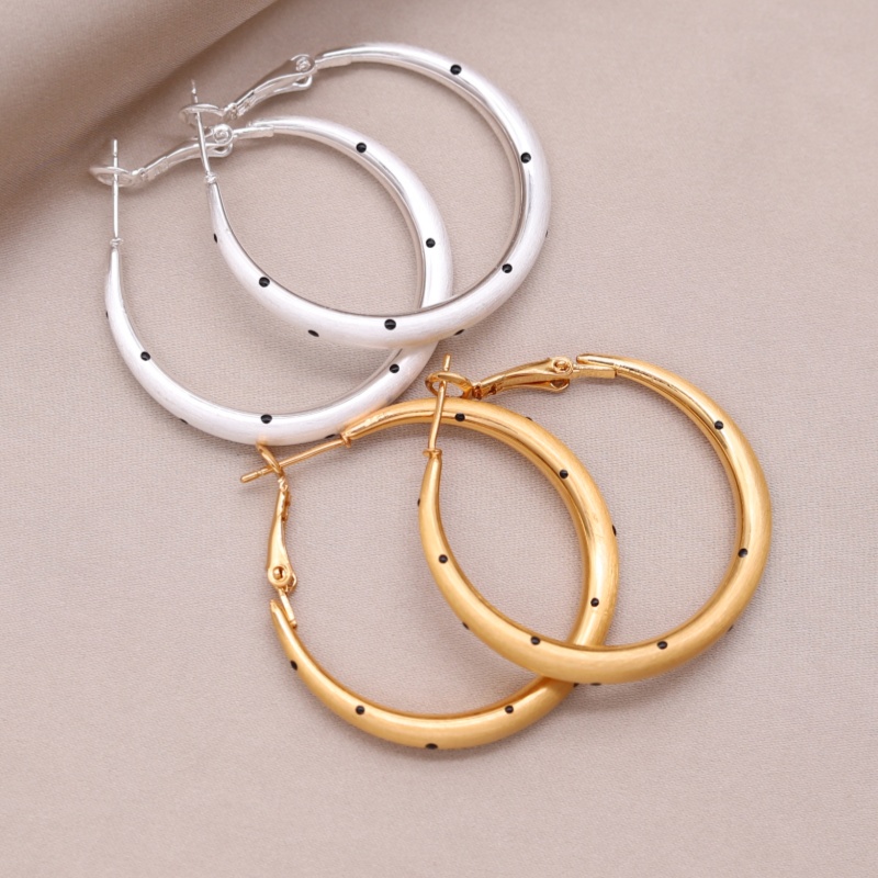 Women Accessories Drawing - Perhiasan mode baru Korea anting hoop