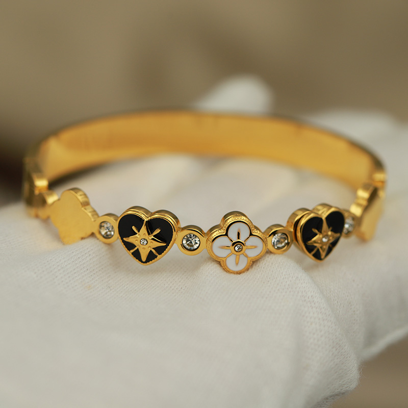 Gelang Hati Minyak Logam Baja  - Accessories Brand For Women ulasan dan harga