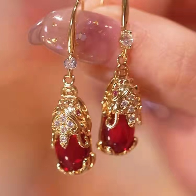 Anting-anting wanita tren 2025 - Women'S Affordable Accessories ulasan dan harga